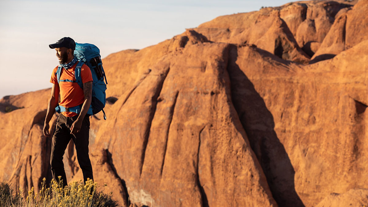DEUTER Aircontact Core 60+10 - plecak trekkingowy